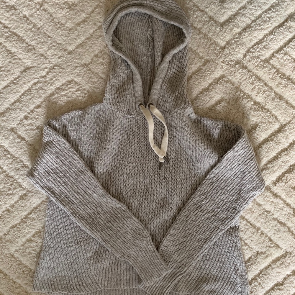 American Eagle Sweater Hoodie